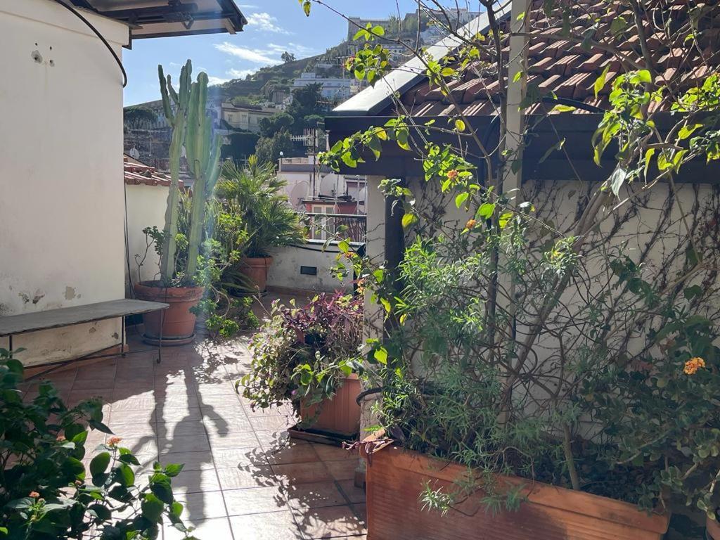 Attico Ventaglieri With Panoramic Terrace Bed & Breakfast Napels