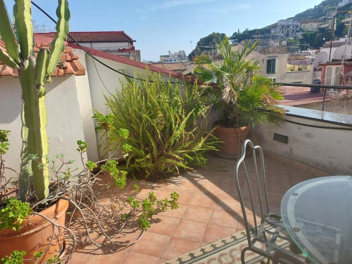 Attico Ventaglieri With Panoramic Terrace Bed & Breakfast Napels